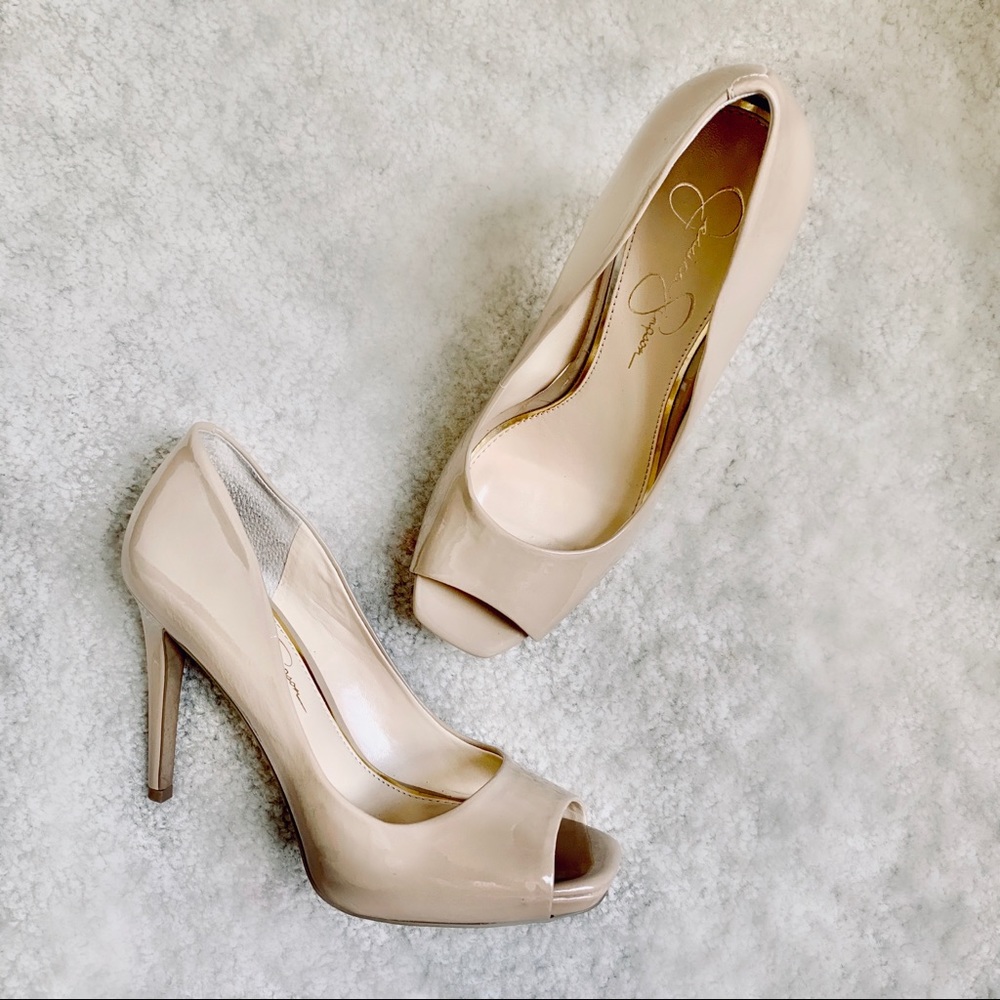 JESSICA SIMPSON Nude Patent Leather Peep Toe Heels